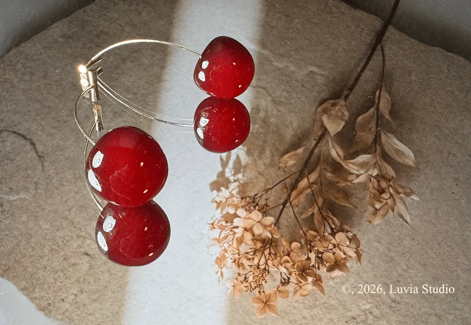 Cherry Glow von Luvia Studio